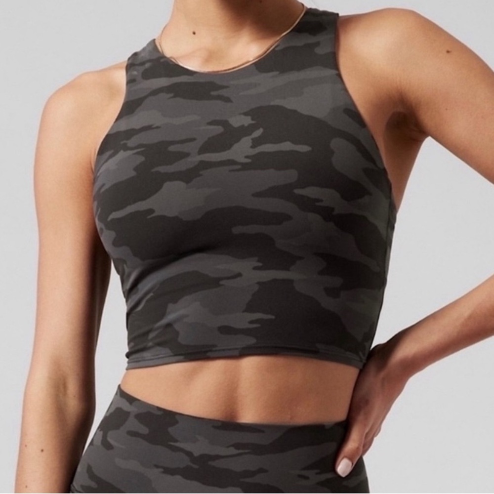 Athleta • Conscious Crop Top